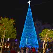 Árbol de Navidad gigante de 31 metros transitable