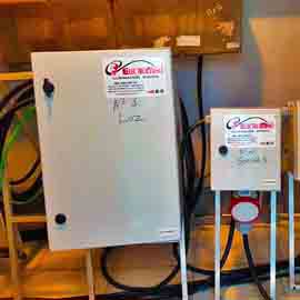 Sala de distribuci�n principal de energ�a en m�dulos trif�sicos