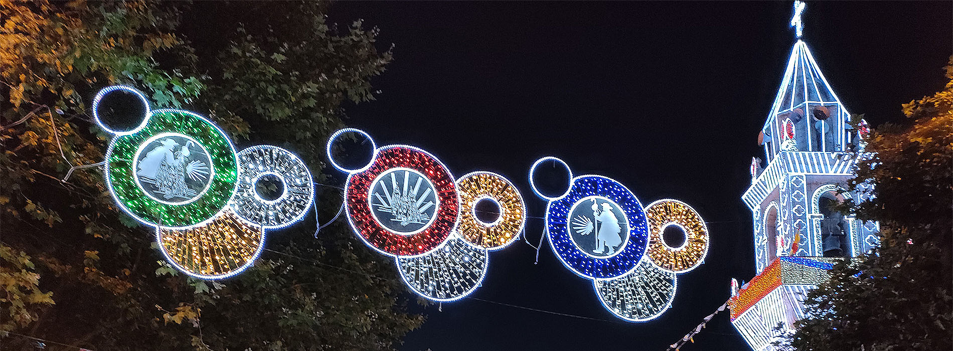 Electromi�o Alumeado para festas